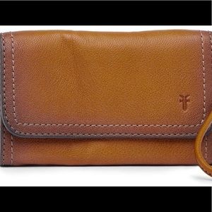 Frye Leather Lily Crossbody Wallet